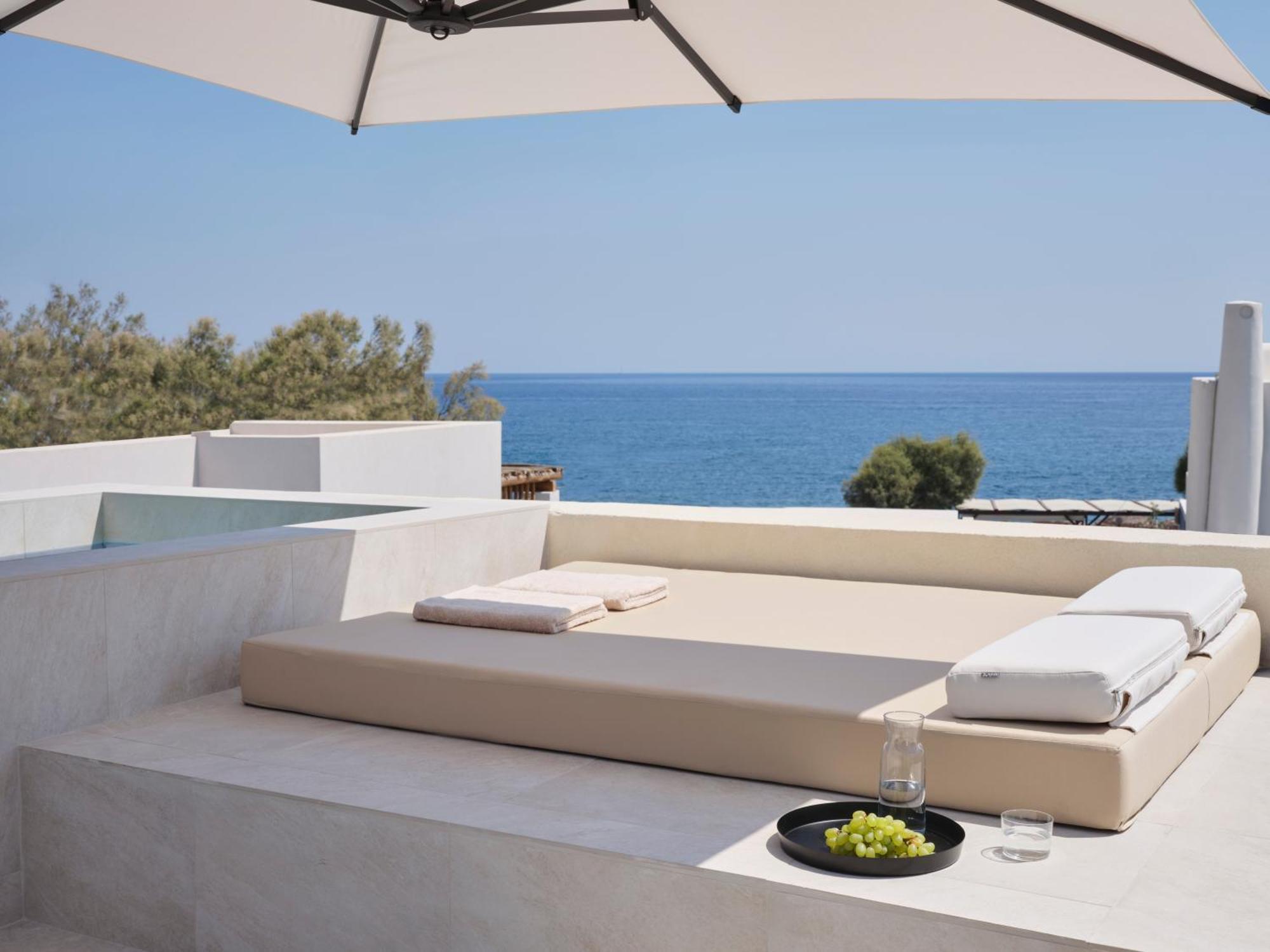 Heyday Luxury Suites Perissa  Luaran gambar