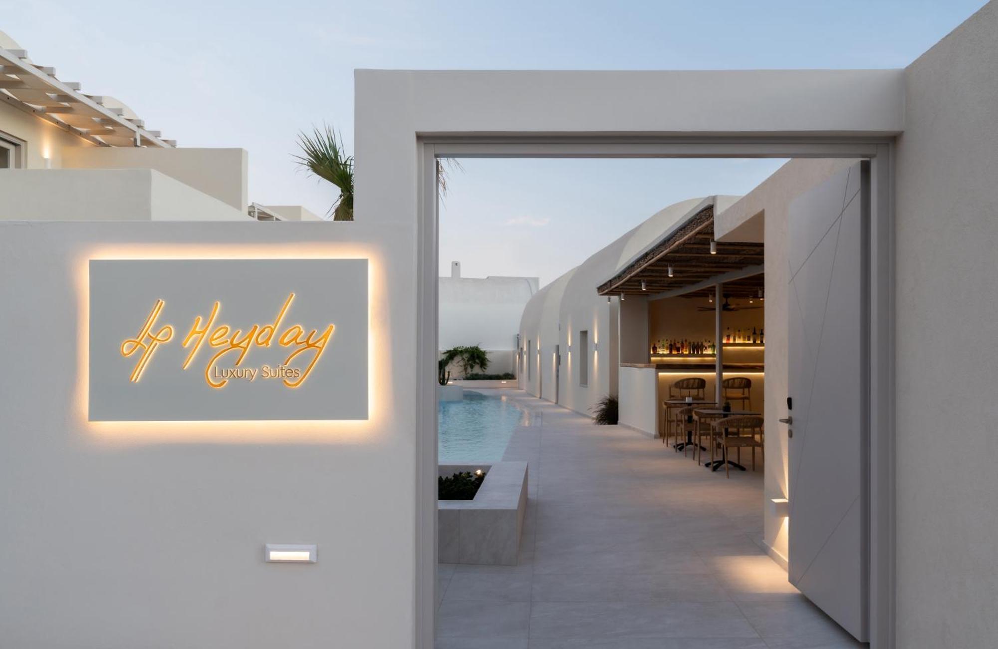 Heyday Luxury Suites Perissa  Luaran gambar